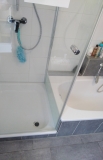 Duschkabine an Badewanne mit teillackierter Seitenwand- Serie SmartLINE Classic - Typ E231